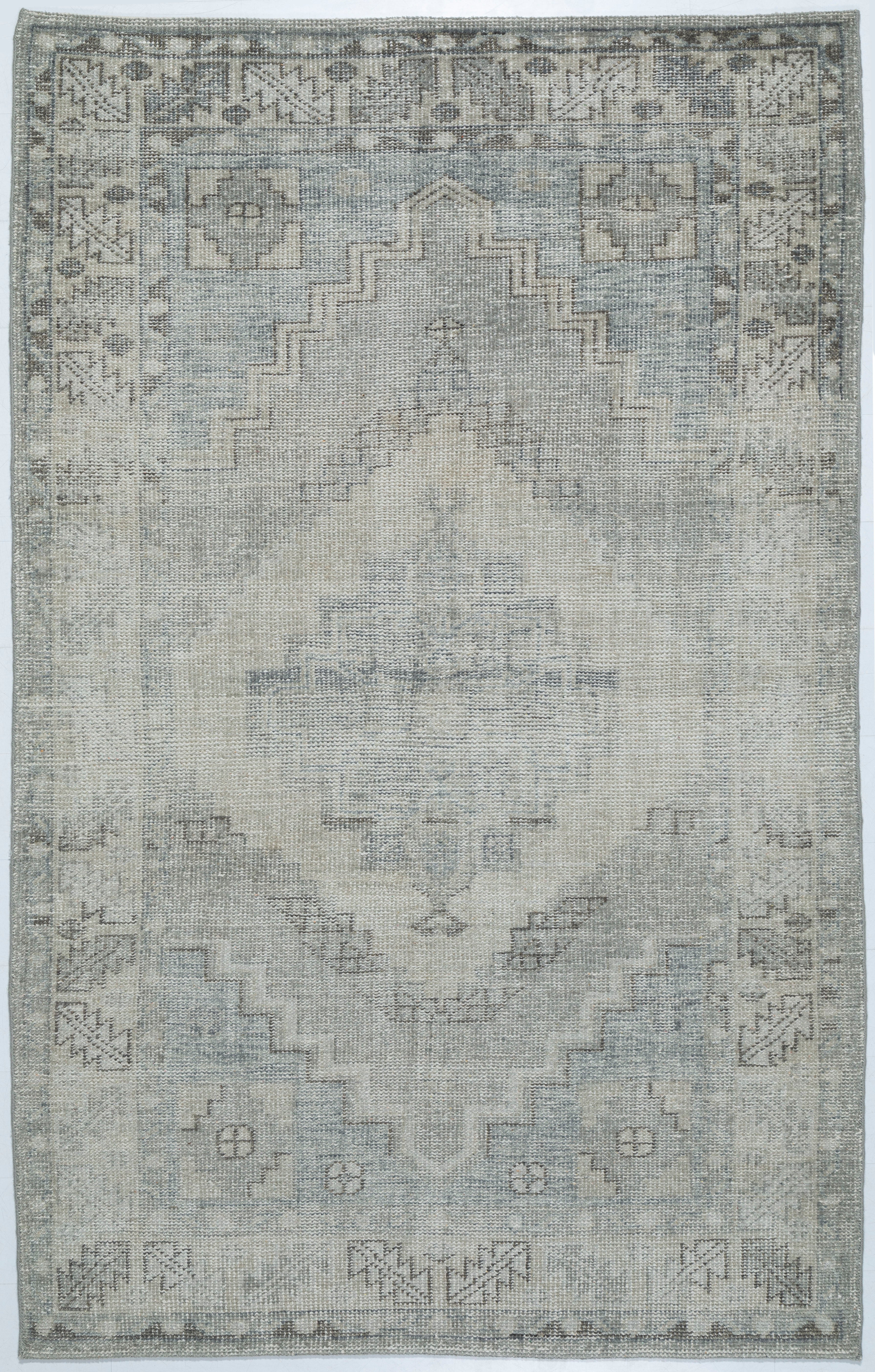 Hand Knotted/ANTIQUE PRAYER RUG/Beige