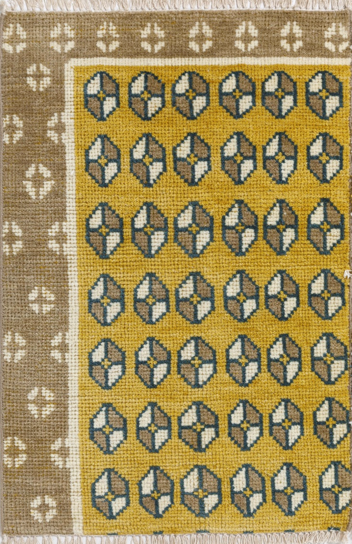 Hand Knotted/Delphine Rug/Gold