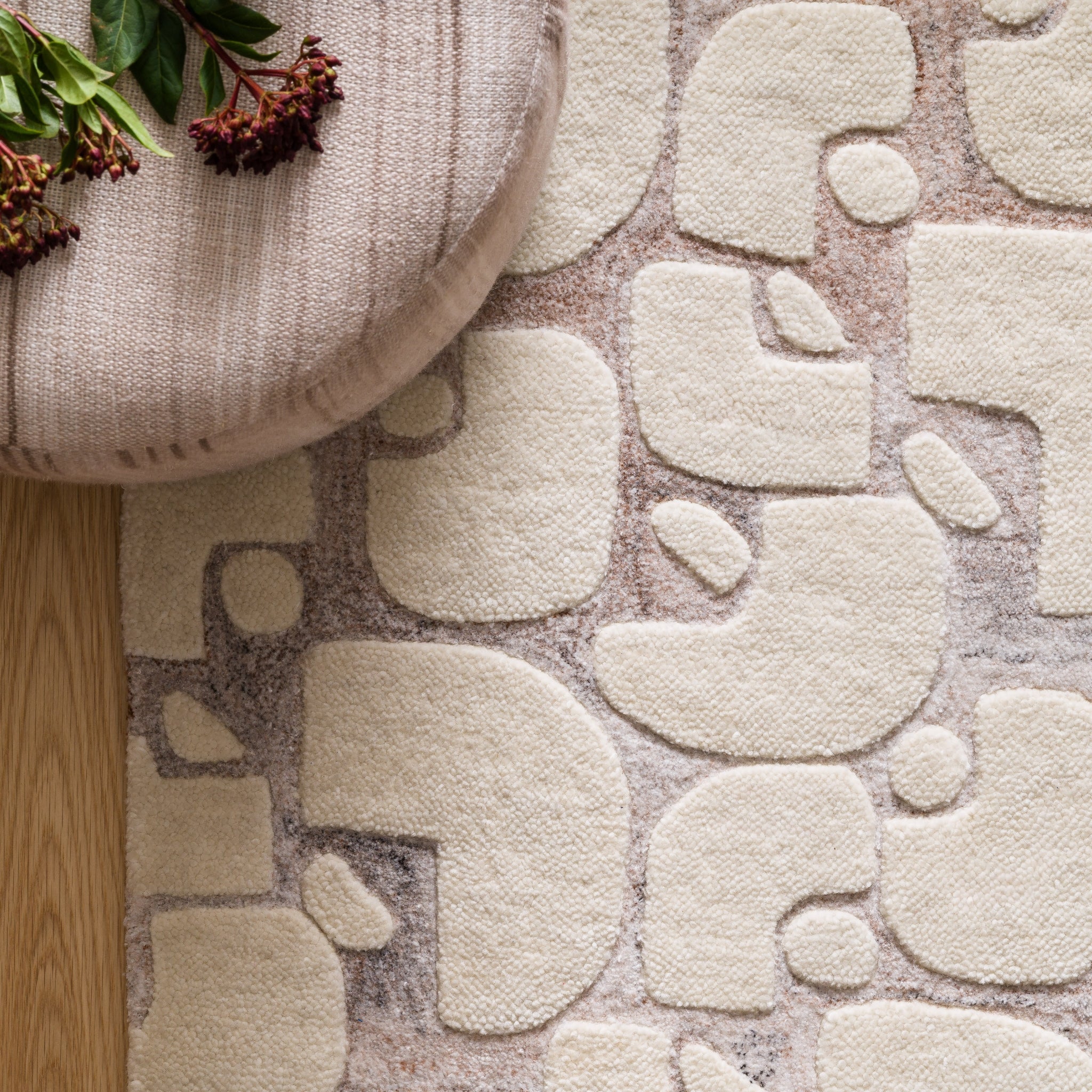 Hand Tufted Sinuous Rug